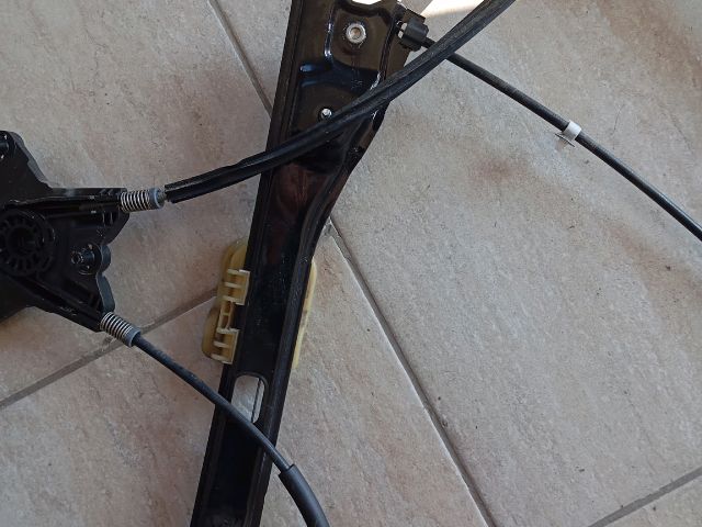 bontott SKODA RAPID Jobb első Ablakemelő Szerkezet (Elektromos)