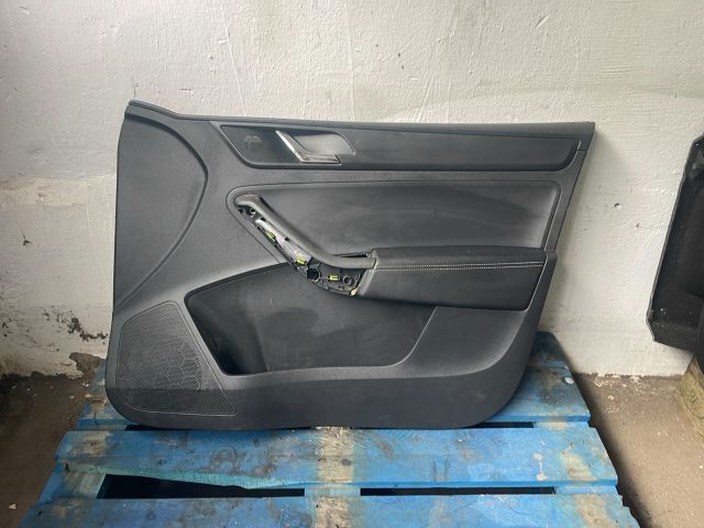 bontott SKODA RAPID Jobb első Ajtó Kárpit