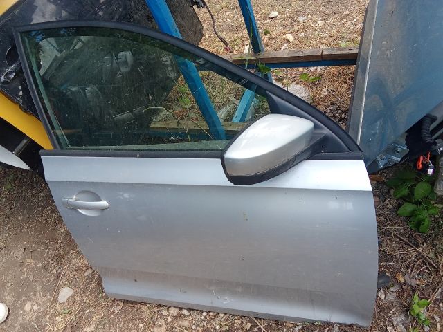 bontott SKODA RAPID Jobb első Ajtó (Üres lemez)