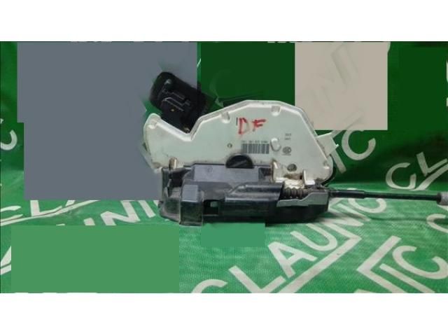 bontott SKODA RAPID Jobb első Ajtózár