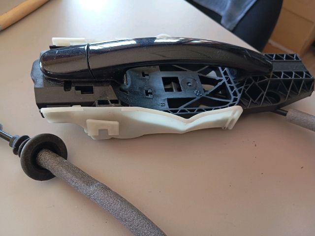 bontott SKODA RAPID Jobb első Ajtózár