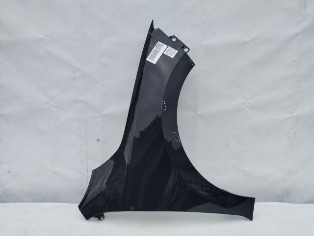 bontott SKODA RAPID Jobb első Sárvédő