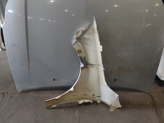 bontott SKODA RAPID Jobb első Sárvédő