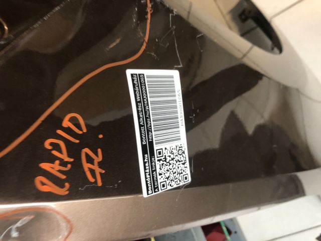 bontott SKODA RAPID Jobb első Sárvédő