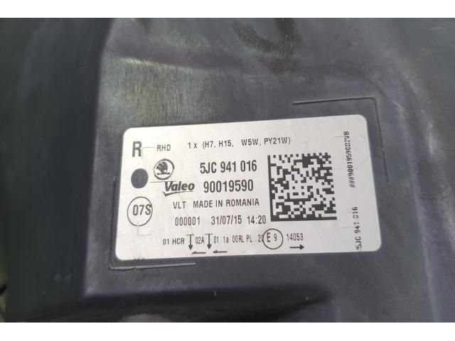 bontott SKODA RAPID Jobb Fényszóró