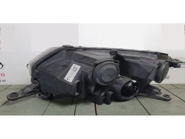 bontott SKODA RAPID Jobb Fényszóró