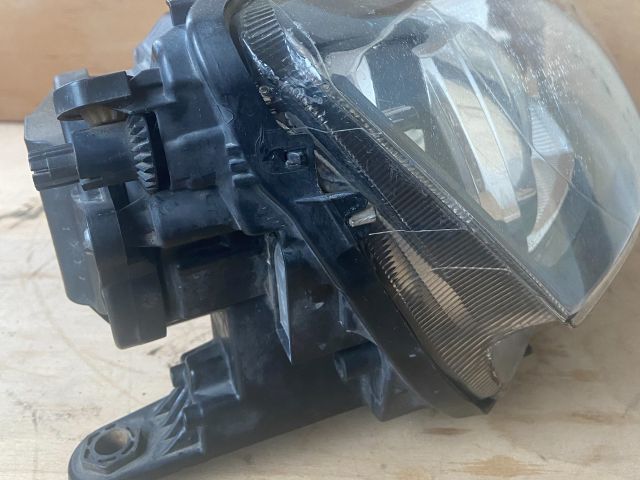 bontott SKODA RAPID Jobb Fényszóró