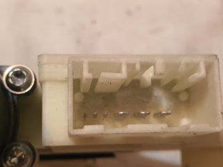 bontott SKODA RAPID Jobb hátsó Ablakemelő Motor