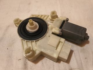 bontott SKODA RAPID Jobb hátsó Ablakemelő Motor