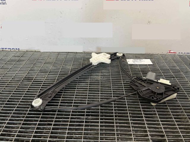 bontott SKODA RAPID Jobb hátsó Ablakemelő Szerkezet (Elektromos)