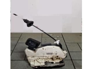 bontott SKODA RAPID Jobb hátsó Ajtózár