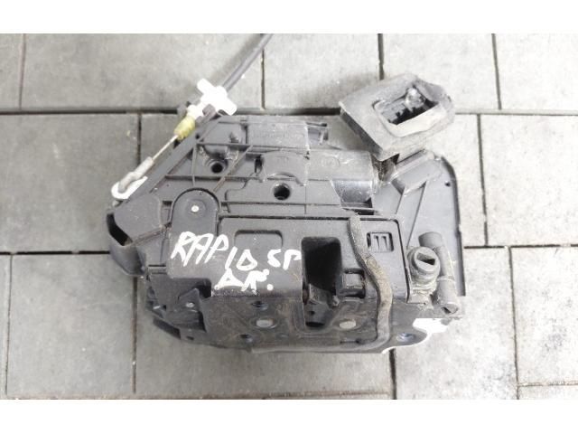 bontott SKODA RAPID Jobb hátsó Ajtózár