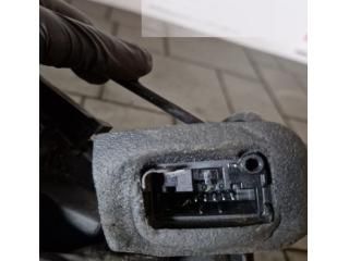 bontott SKODA RAPID Jobb hátsó Ajtózár