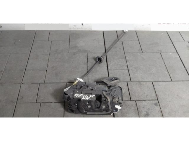 bontott SKODA RAPID Jobb hátsó Ajtózár