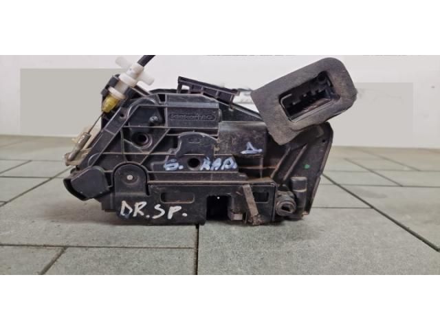 bontott SKODA RAPID Jobb hátsó Ajtózár