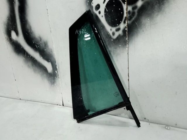 bontott SKODA RAPID Jobb hátsó Fixüveg (Ajtóban)