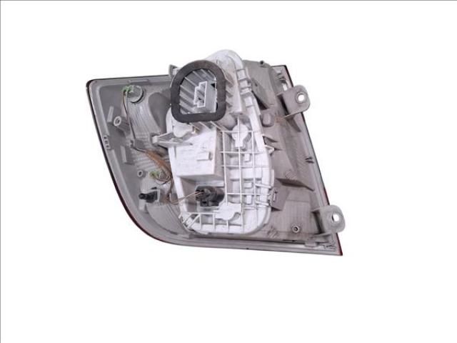 bontott SKODA RAPID Jobb Hátsó Lámpa