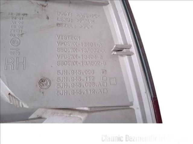 bontott SKODA RAPID Jobb Hátsó Lámpa