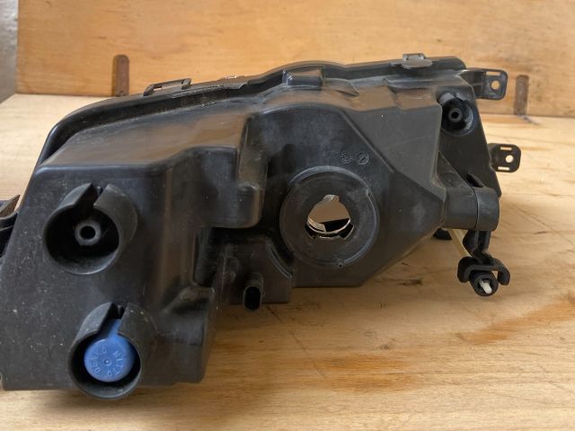 bontott SKODA RAPID Jobb Ködfényszóró