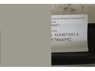 bontott SKODA RAPID Jobb Ködlámpa Rács