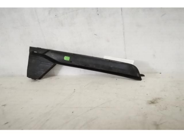 bontott SKODA RAPID Jobb Ködlámpa Rács