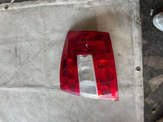 bontott SKODA RAPID Jobb Külső Hátsó Lámpa