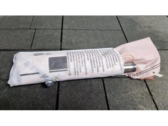 bontott SKODA RAPID Jobb Oldallégzsák