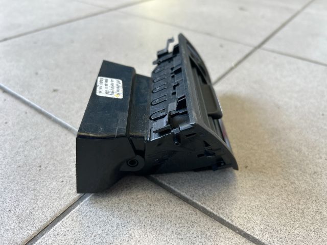 bontott SKODA RAPID Jobb Szellőző