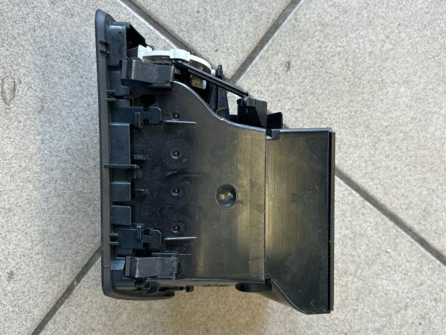 bontott SKODA RAPID Jobb Szellőző