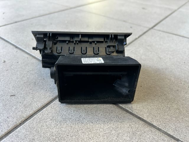 bontott SKODA RAPID Jobb Szellőző