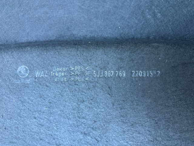 bontott SKODA RAPID Kalaptartó