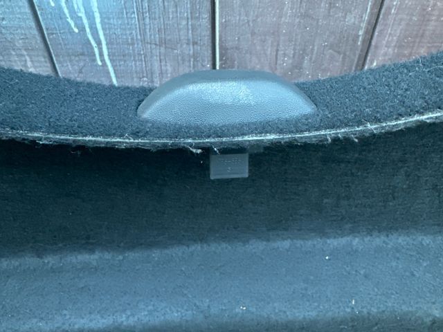 bontott SKODA RAPID Kalaptartó