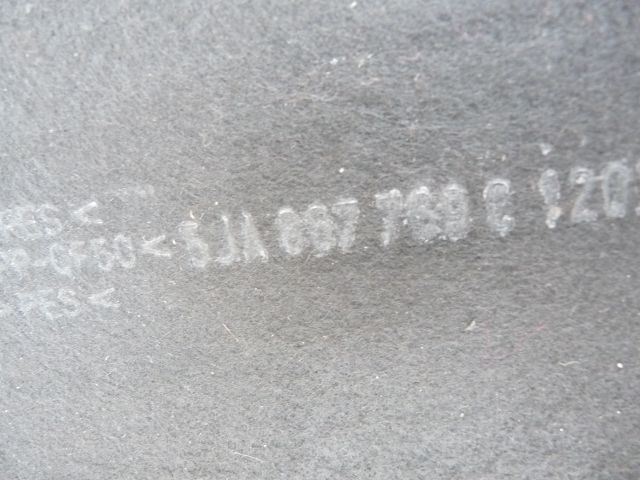 bontott SKODA RAPID Kalaptartó