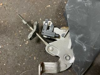 bontott SKODA RAPID Kézifék Kar