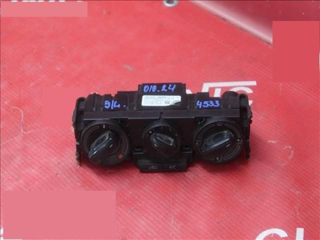 bontott SKODA RAPID Klíma Kapcsoló