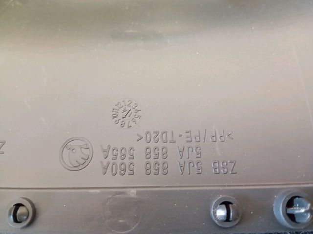 bontott SKODA RAPID Komplett Kormányoszlop Burkolat