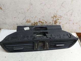 bontott SKODA RAPID Középső Szellőző