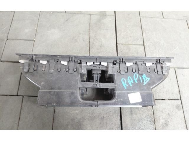 bontott SKODA RAPID Középső Szellőző