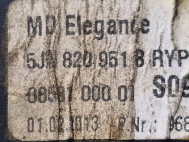 bontott SKODA RAPID Középső Szellőző