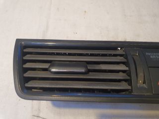 bontott SKODA RAPID Középső Szellőző