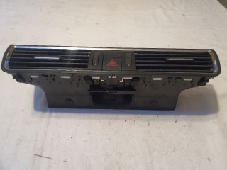 bontott SKODA RAPID Középső Szellőző