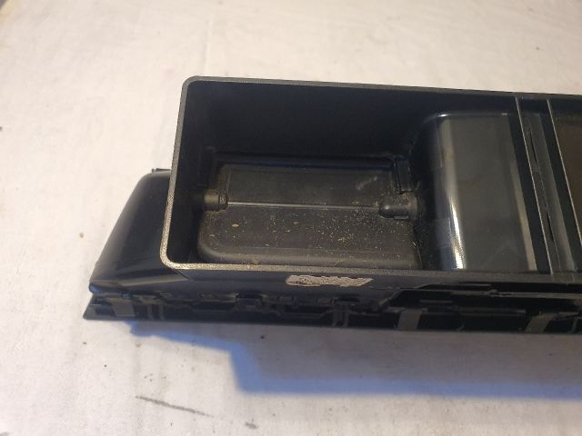 bontott SKODA RAPID Középső Szellőző