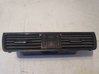 bontott SKODA RAPID Középső Szellőző