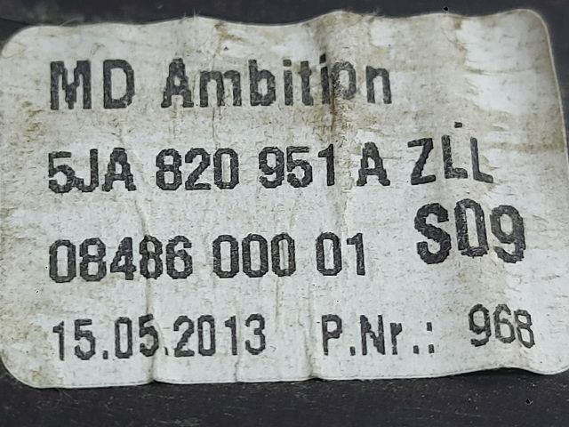 bontott SKODA RAPID Középső Szellőző