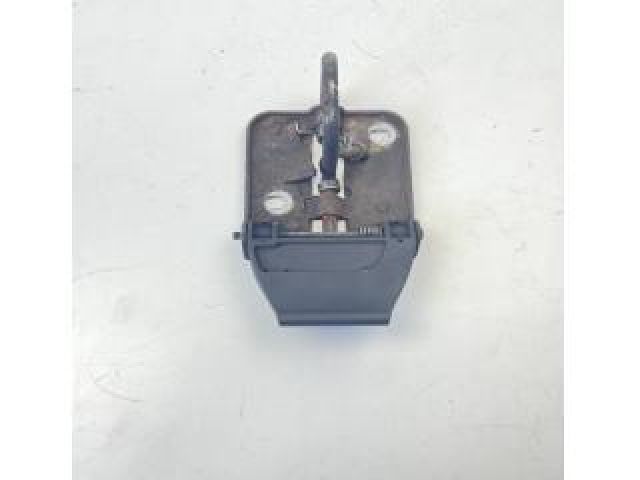 bontott SKODA RAPID Motorháztető Biztonsági Kampó