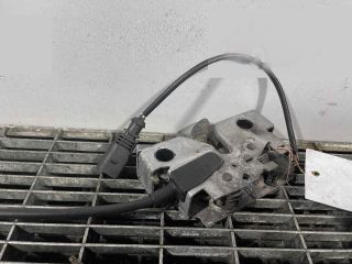 bontott SKODA RAPID Motorháztető Zárszerkezet