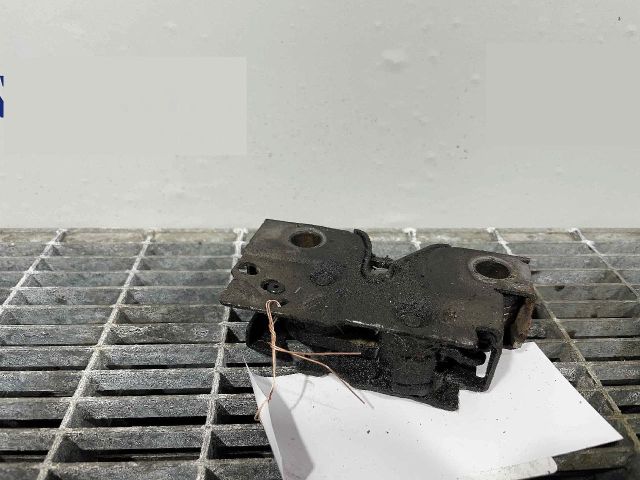 bontott SKODA RAPID Motorháztető Zárszerkezet