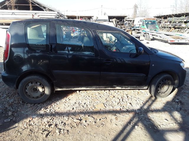 bontott SKODA ROOMSTER Jobb első Féknyereg Munkahengerrel