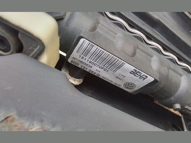 bontott SKODA ROOMSTER Komplett Homlokfal (Részeivel)