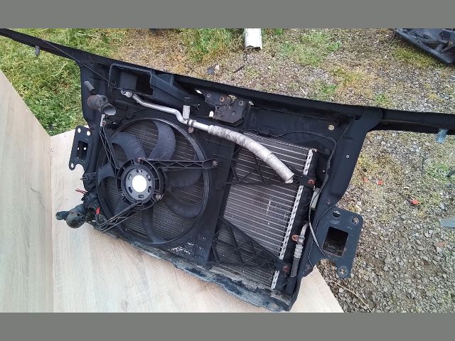 bontott SKODA ROOMSTER Komplett Homlokfal (Részeivel)